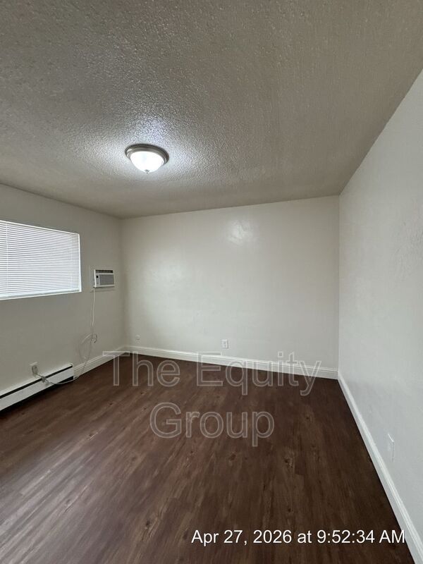Building Photo - 352 S Blackstone St