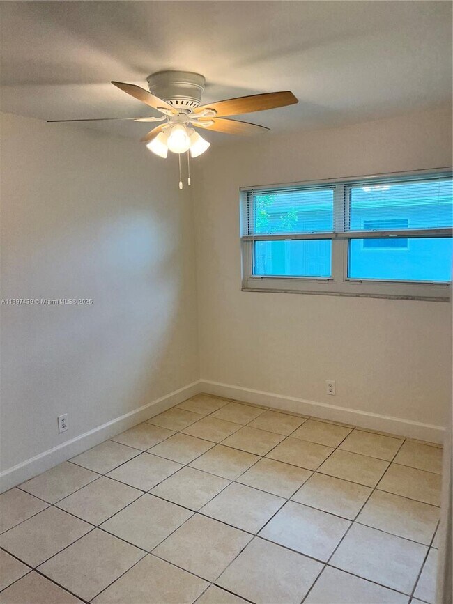 Foto del edificio - 4601 SW 32nd Ave