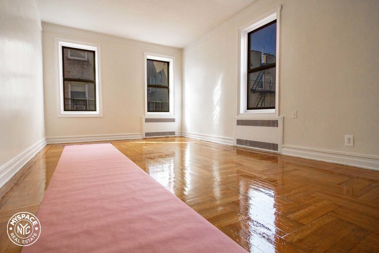 Foto principal - 3115 Avenue I Ave