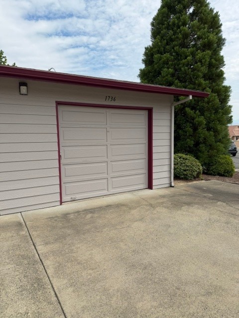 Building Photo - 1736 Medart Ln