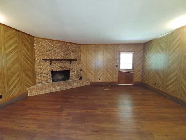 Building Photo - 2515 College Park Ln