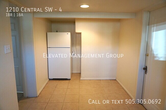 Foto del edificio - 1210 Central Ave SW
