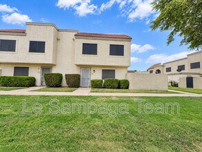 Building Photo - 5934 N 48th Ln