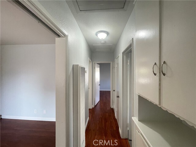 Building Photo - 263 W Aliso St