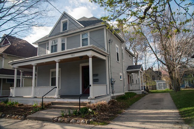 Foto del edificio - 721 Kellogg St SE