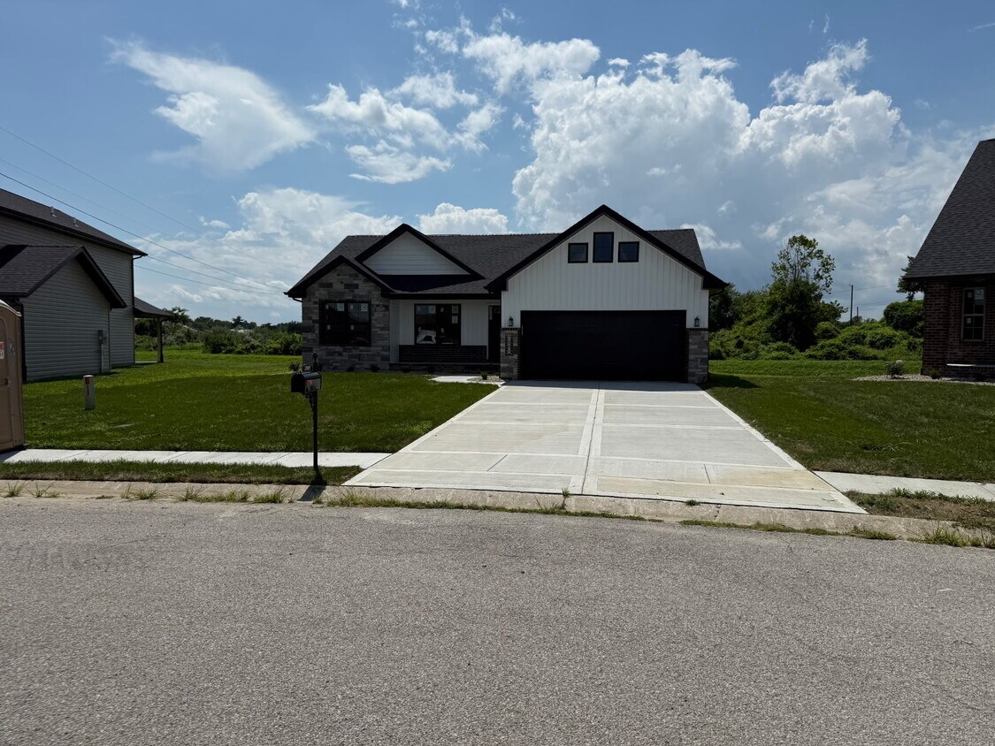 Foto principal - 2809 Beth Ann Ct