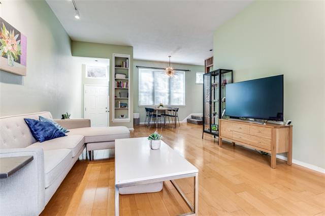 Building Photo - 4006 Holland Ave