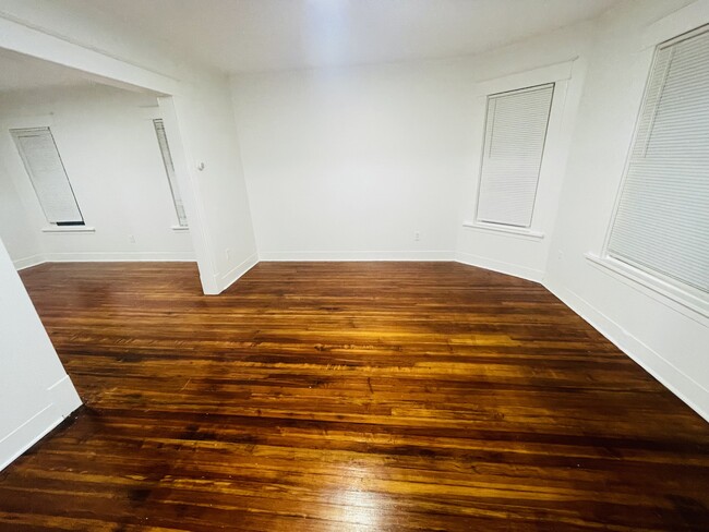 Living Room - 1086 Baker Ave