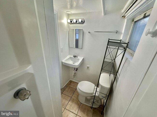 Building Photo - 1208 S Cleveland St