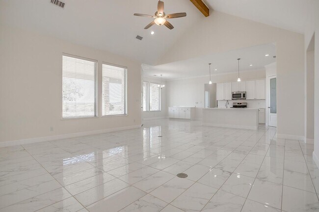Building Photo - Amazing 5 Bed, 3 Bath New Build- Beautiful...