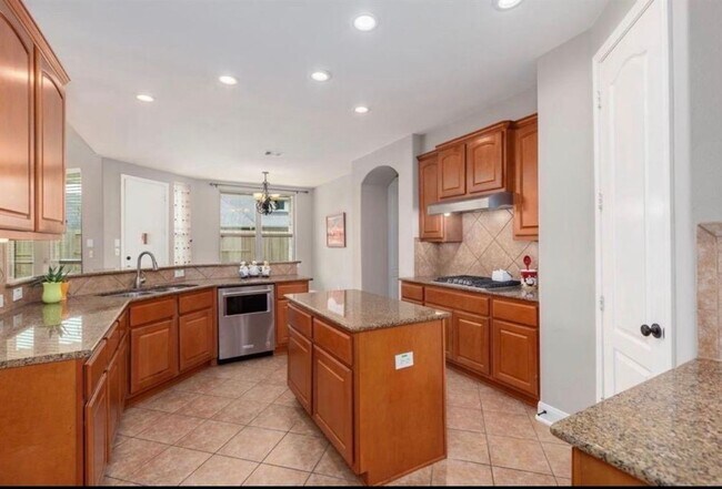 Building Photo - 2207 Bayou Cove Ln