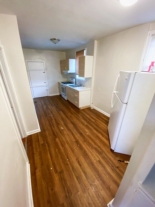 Foto principal - 77 Stuyvesant Ave