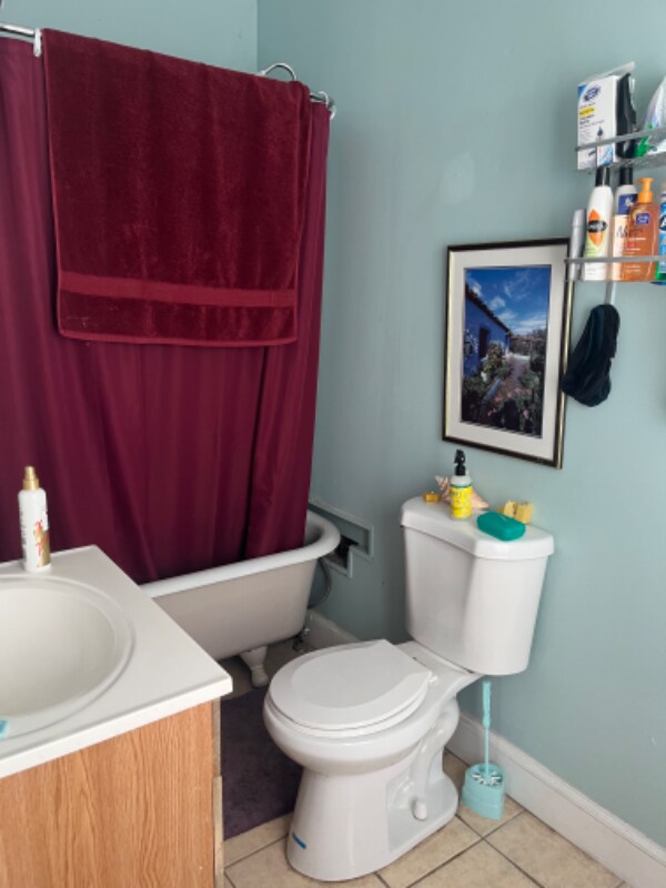 21 Pleasant St Unit Apt 3, Barre, VT 05641 Room for Rent in Barre, VT