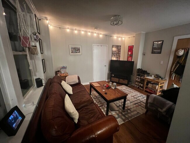 Foto del edificio - 155 Endicott St