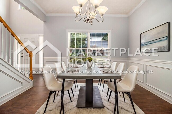 Building Photo - 314 Interlake