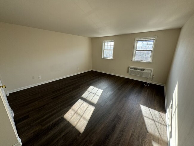 Living Area from Kitchen - 2 S Swarthmore Ave