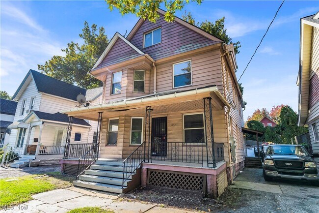 Building Photo - 3852 W 37th St