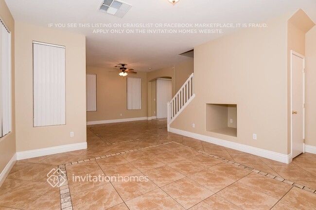 Building Photo - 2400 Boca River Dr