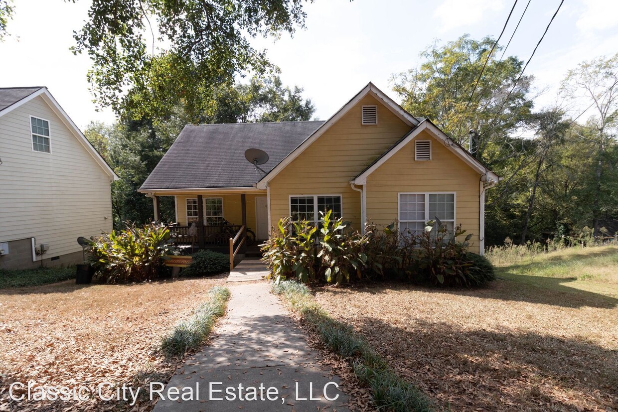 Primary Photo - 5 br, 3 bath House - 162 Herring Street