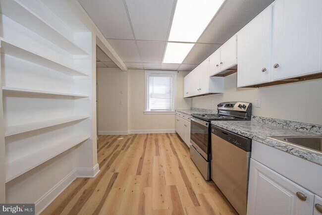 Foto del edificio - 1 S Valley Rd