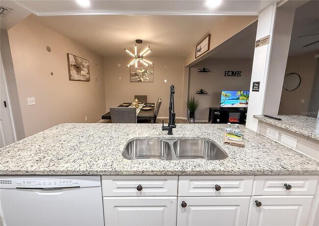 Foto del edificio - 223 Coco Plum Dr