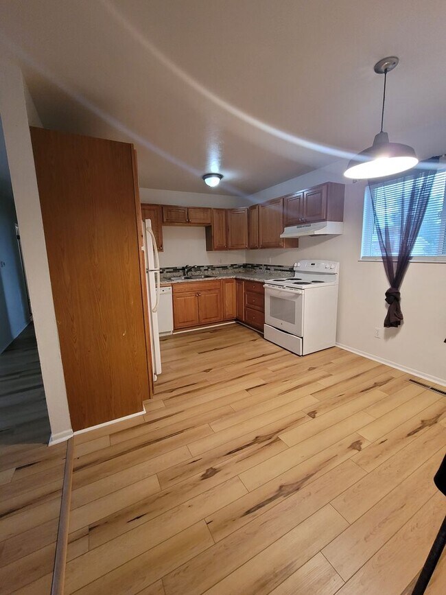 Foto del edificio - $1665 | 3BR/1BA | Spacious 3 Bedroom Home for Rent in Southeast Colorado Springs