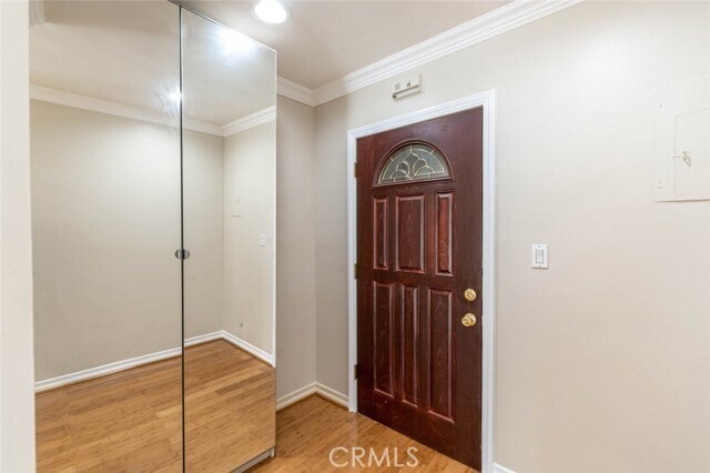 Building Photo - 1344 N Martel Ave