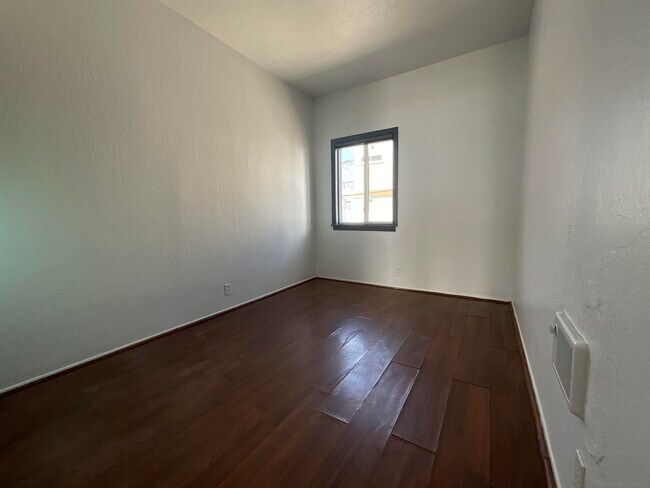 Foto del edificio - 3773 Ocean Front Walk