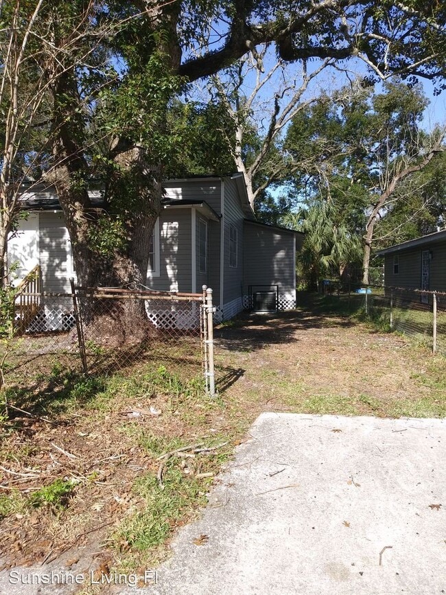 Building Photo - 4 br, 2 bath House - 1747 W 43rd st