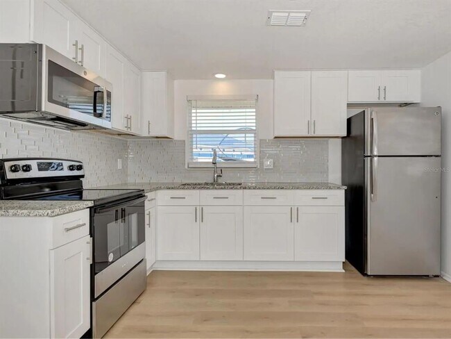 Building Photo - 1601 Faust Dr