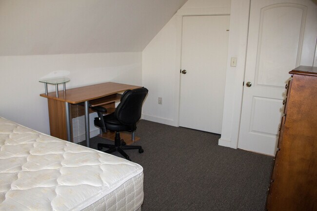 Foto del edificio - 208 Williams St