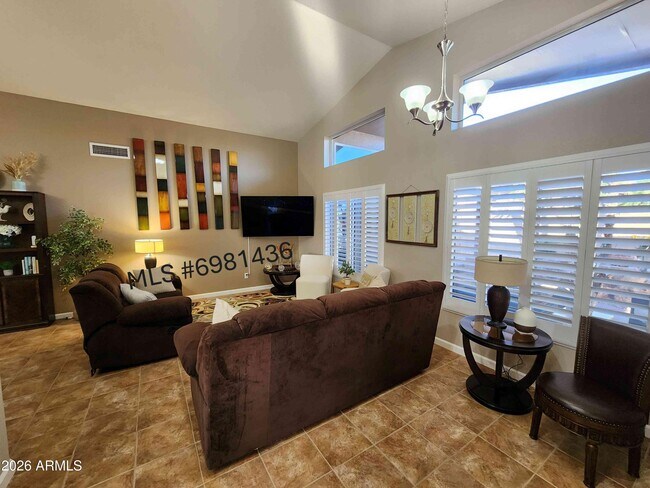 Building Photo - 15548 W Catalina Dr