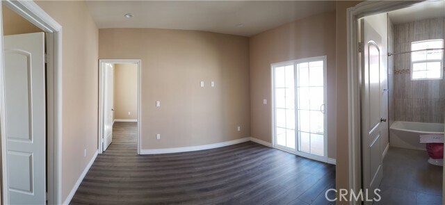 Building Photo - 1036 W Fernleaf Ave