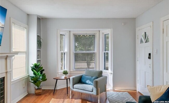 Foto del edificio - 422 Pershing Ave