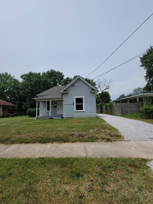 Foto del edificio - 2209 N Travis Ave