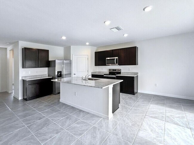 Foto del edificio - 8332 Juning Cove