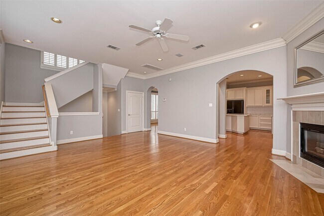 Building Photo - 6413 Westcott St