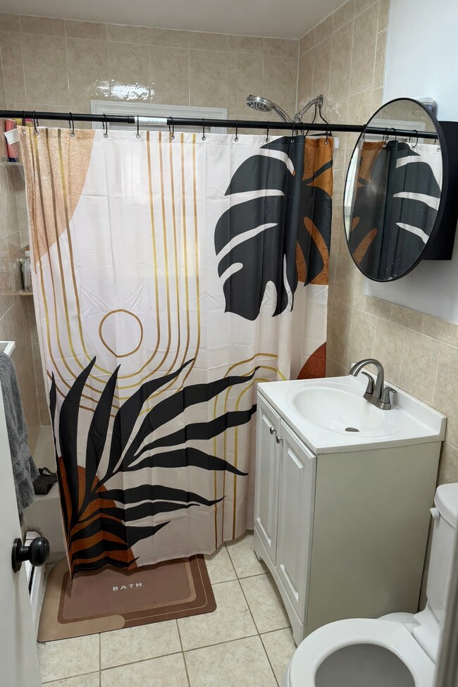 Foto del edificio - 88 Harper Ave