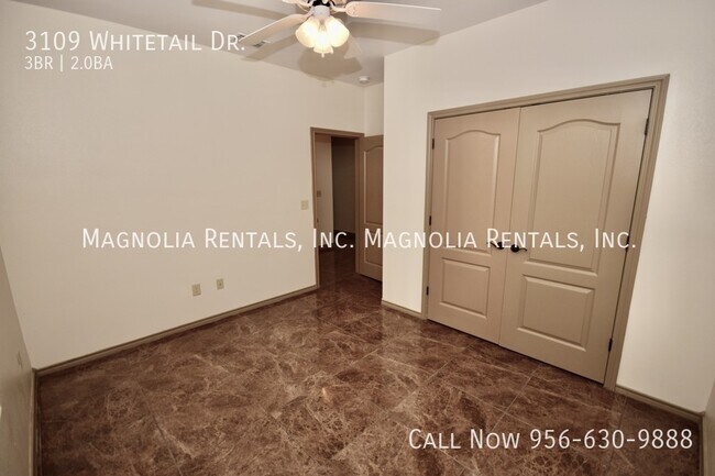 Foto del edificio - 3109 Whitetail Dr