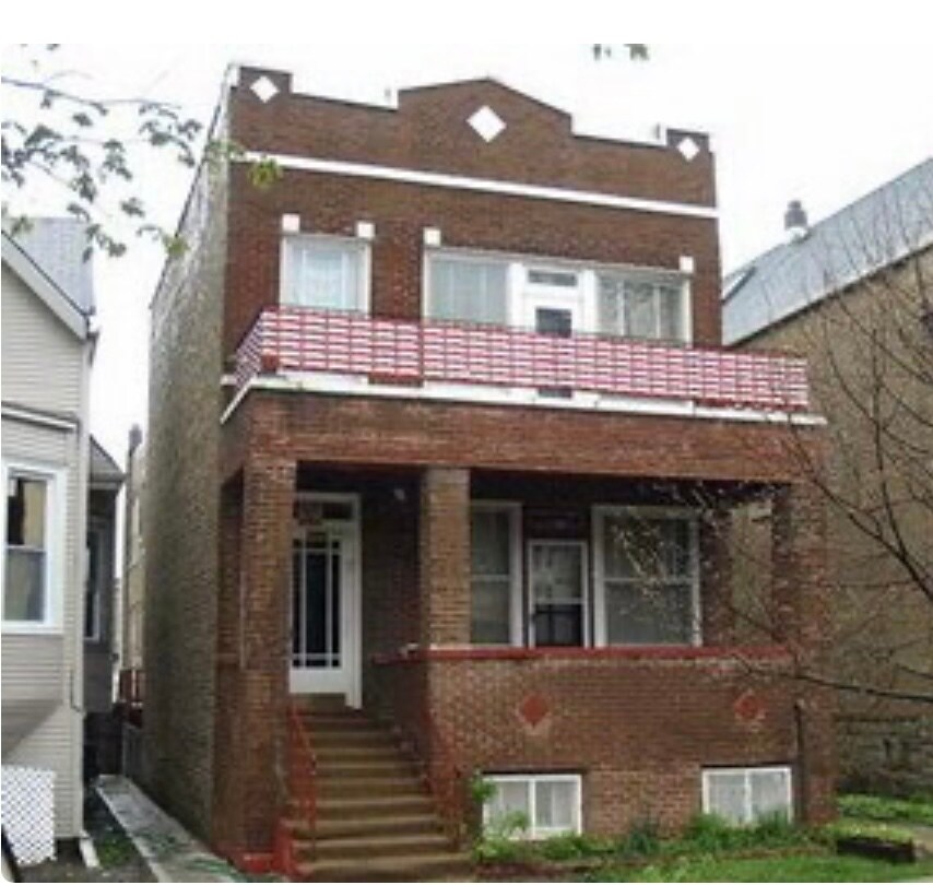 Primary Photo - 3649 N Albany Ave