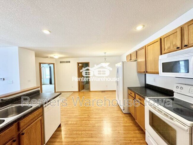 Foto del edificio - 2011 E 1st Ave