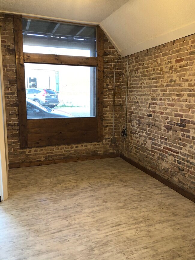 138 W Maud Ave Unit 2, Mendenhall, MS 39114 Apartments in Mendenhall