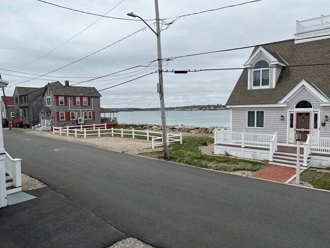 Foto del edificio - 55 Lighthouse Rd