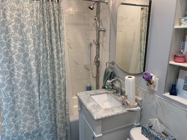 Building Photo - 36 Boston Ave