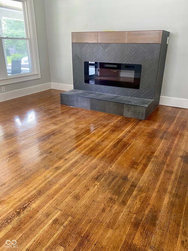 Building Photo - 3104 N College Ave