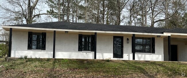 Building Photo - 1256 Lee Stokes Rd
