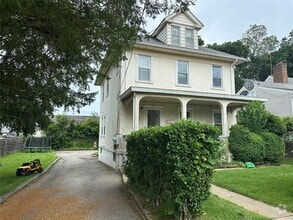 Building Photo - 61 Nassau Ave