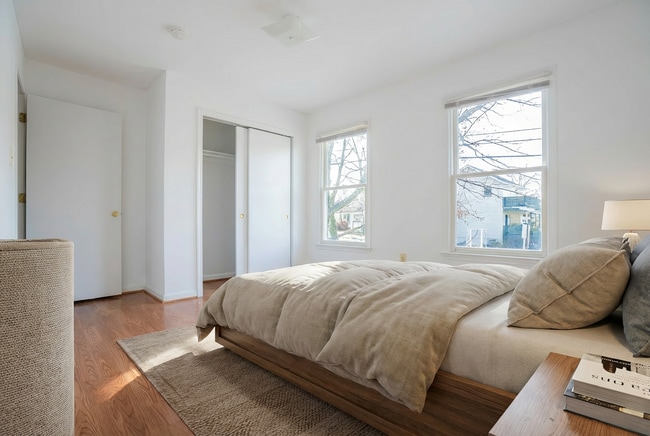 Foto del edificio - 8729 36th Ave