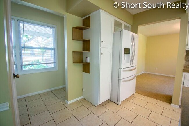 Foto del edificio - Rockford 4 bed 2.5 bath single family home.