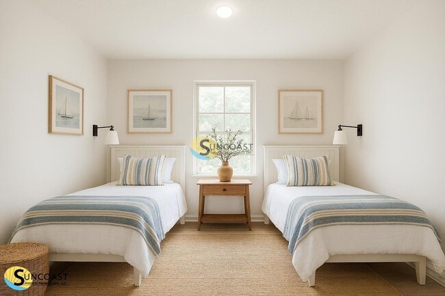 Building Photo - 10 Llobell Pl